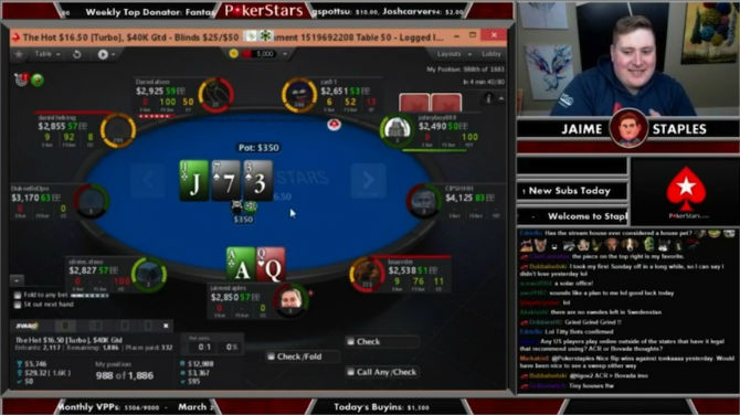 Poker streamer