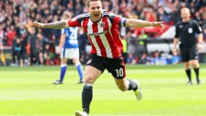 Scommesse: goal all'ultimo respiro.... ed un uomo vince con una schedina da £2 sui primi tempi!