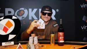 Al Perla, Carmelo Battaglia vince il VPC dopo un deal a 4