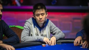 6+ Hold'em strategia: Ben Yu folda un full house al river