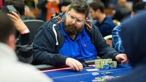 Mario Adinolfi: "guerra al gioco d'azzardo" ma "i pokeristi italiani sono più intelligenti dei politici attuali"