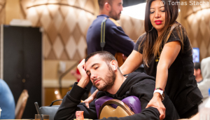 Allo Shootout Sammartino cade dalle montagne russe. Tutte le mani che premiano Farrell