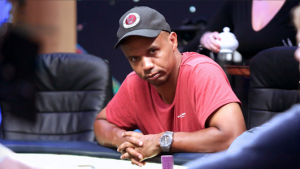 Il festival del bluff al Super High Roller a Rozvadov, prima Ivey, poi Phua, quindi Carrel!
