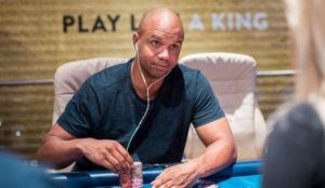 Poker Live Daily: debutto amaro per Phil Ivey alle WSOPE 2019, 585 ingressi nel Battle