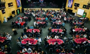 Poker Live Daily: assalto azzurro al Colossus WSOPE, Dario Comitini comanda al Malta Poker Festival