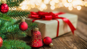 Come organizzare la partita di poker perfetta a Natale