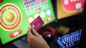 Mondo Betting: in UK bannate le carte di credito per book e rooms. In Italia chiuse 339 agenzie