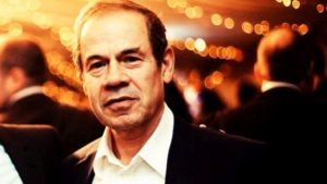 Un viaggio in Svizzera costa caro a Isai Scheinberg che si consegna all' FBI. L'arresto a New York. La storia inedita del Black Friday