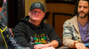 Mondo Poker: pokerista centra bet da 150 a 1, Holzhauer ko a Jeopardy, poker skill game nel Nebraska?