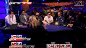 Il fold di Laak col trips che fece discutere. Fin troppo timido, o scelta azzeccata? (Video)