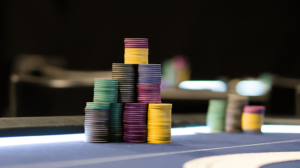 5 errori nel poker che danneggiano gravemente il bankroll