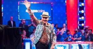 Vi ricordate di John Hesp? "Faccio una vita tranquilla, ho ancora tutti i soldi in banca"