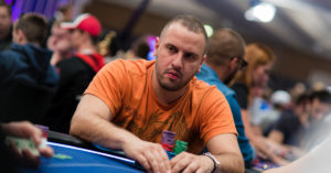 Michael Mizrachi vince il sesto braccialetto nel silenzio generale