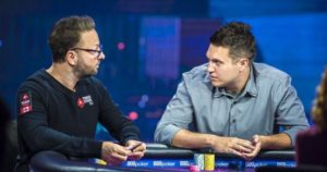 Daniel Negreanu, tra bucce di banana e sciacalli: il ban di Twitch e l'heads-up contro Polk