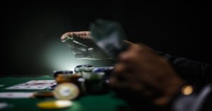 La valutazione delle Overbet degli avversari a poker. Non pensiamo sempre ai bluff. La mano esempio