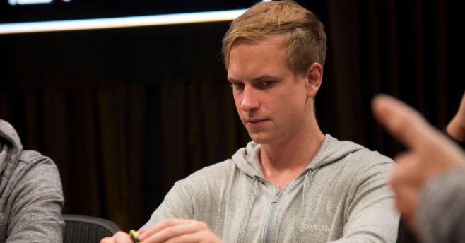 Viktor Blom poker