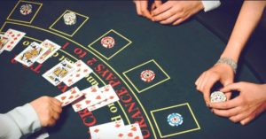 Blackjack: quattro punti cardine nella strategia di gioco, tra split e "carta"