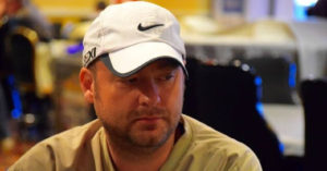 Mike Postle non è amatissimo: eliminato dopo un pesante slowroll