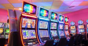 È possibile prevedere quando una slot machine pagherà?