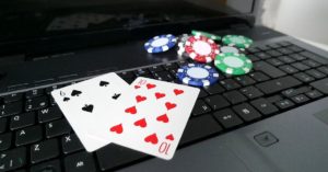 10 cose che il poker ti può insegnare e che possono esserti utili ogni giorno