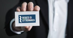 Reddito di cittadinanza tra poker e scommesse, la guida: regole, errori più frequenti e come aggiornare la DSU per l'ISEE