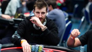 Le polemiche non placano la sete di High Stakes . Malinowski re del weekend