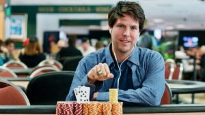 Max Young e la costruzione del bankroll: dal cash game ai trionfi nei tornei