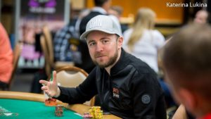 I tre insegnamenti di Patrick Leonard a chi gioca per la prima volta a poker, ma valgono per tutti sempre.