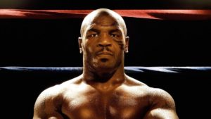 Manig Loeser paga di tasca sua per sfidare Mike Tyson sul ring