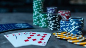Poker Online: colpaccio di "cicciopastor" che fa suo il main event IPO