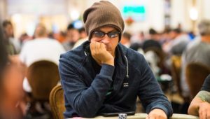 Phil Laak e un bluff pazzesco su Dan Cates, ce lo spiega Jonathan Little