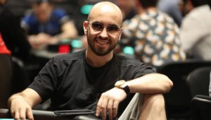 Bryn Kenney lancia il guanto di sfida: "Phil Hellmuth? Scelga la variante e giochiamo"