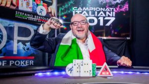 Intervista a Dario De Toffoli: "Penso che i miei libri un po' abbiano aiutato il poker a crescere"