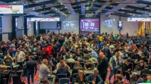 Poker Live: 3.072 paganti all'IPS e record, Martini, Morra e Caschera volano verso final day