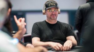 Mondo Poker: si gioca al Casinò di Sanremo, Urbanovich 3° al Battle of Malta, l'imbattibile Hellmuth