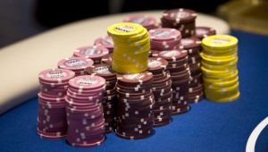 Analisi Mano WSOP 2021: una mano clamorosa a 20 left al Main