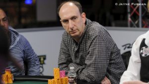 Erik Seidel da Leggenda: vince il WSOP Super Million$ e 9° bracciale, nonostante 2 misclicks