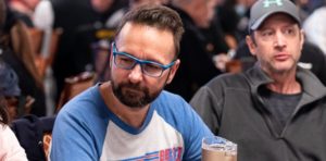 Daniel, ma che combini? Negreanu dura 2 livelli al Limit Hold'em WSOP