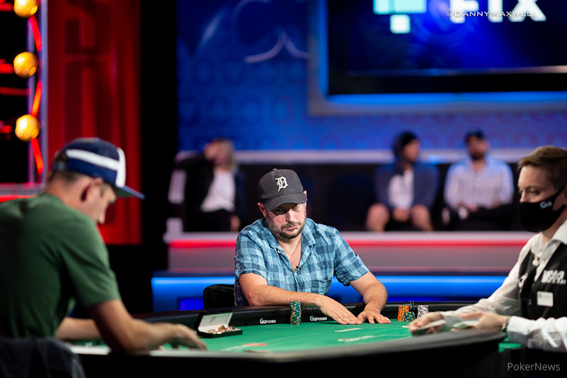Un momento dell'heads up tra John Monnette e Nate Silver (courtesy of Danny Maxwell - Pokernews)