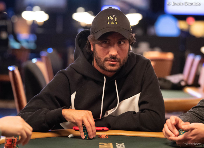 Dario Sammartino Anthony Koutsos (Courtesy of Erwin Dionisio - PokerNews)