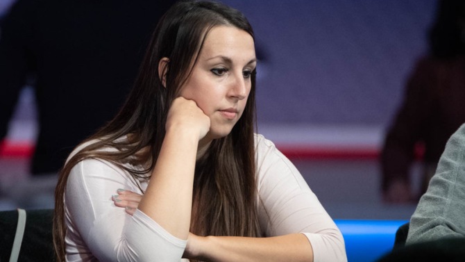 Dragana Lim (Courtesy of Erwin Dionisio - PokerNews)