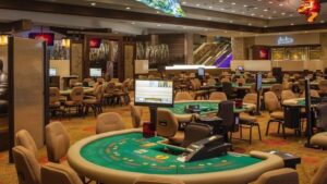 Cash game 5$/5$, la mano: la bellezza del set al turn, però...