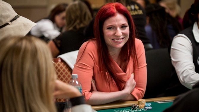 Jennifer Shahade alle WSOP 2021 (Courtesy PokerNews & Katerina Lukina)