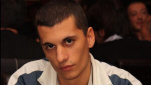 Poker Online: la super notte di "b0ku_n0_h3ro", vittoria e leadership allo Special