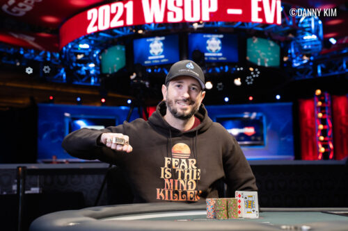 Poker Live: Katz e Rast duello rusticano a  Las Vegas, super numeri al King's nel main