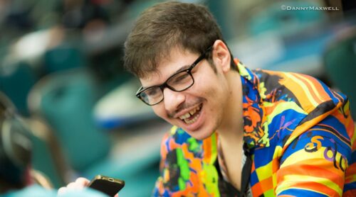 Poker live: ecco cosa succede quando si prova a bluffare Mustapha Kanit [Video]