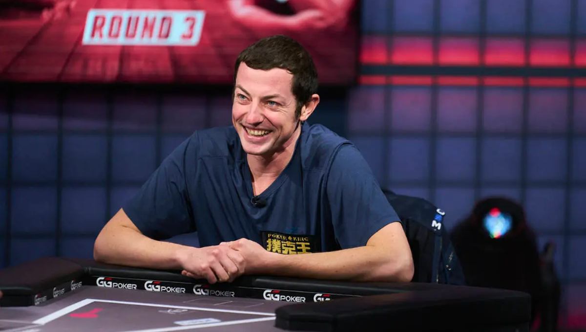 Tom Dwan nella sfida con Phil Hellmuth