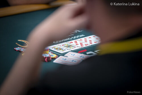WSOP 2022: l'incredibile bolla del Senior piena di scoppi e contro scoppi