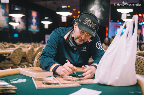 WSOP 2022: si arrende Max Pescatori. Hellmuth sfiora il 17° braccialetto