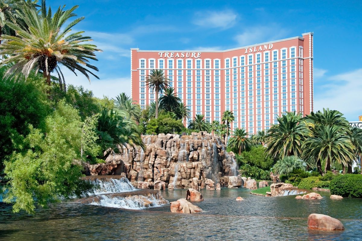 Treasure-Island-Las-Vegas-Blackjack